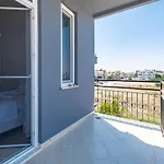 Assos Apart: Havuzlu Sitede Tamami Sizin 2 Oda 1 Salon Daire