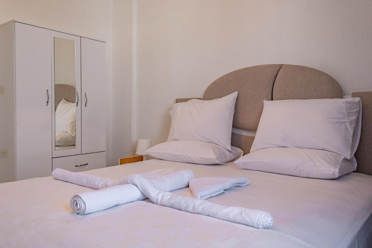 Assos Apart: Havuzlu Sitede Tamami Sizin 2 Oda 1 Salon Daire Belek