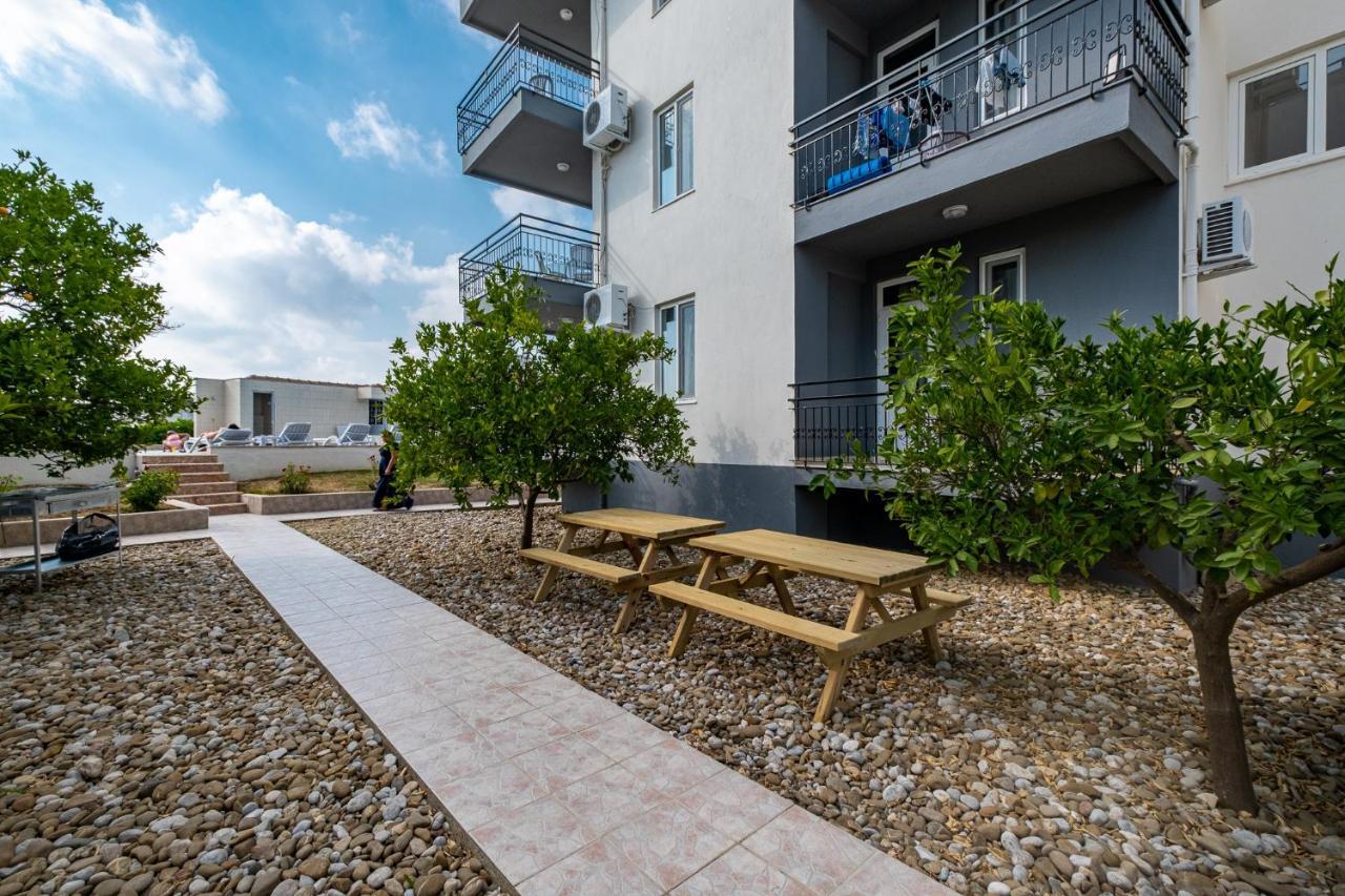 Apartment Assos Apart: Havuzlu Sitede Tamami Sizin 2 Oda 1 Salon Daire Belek